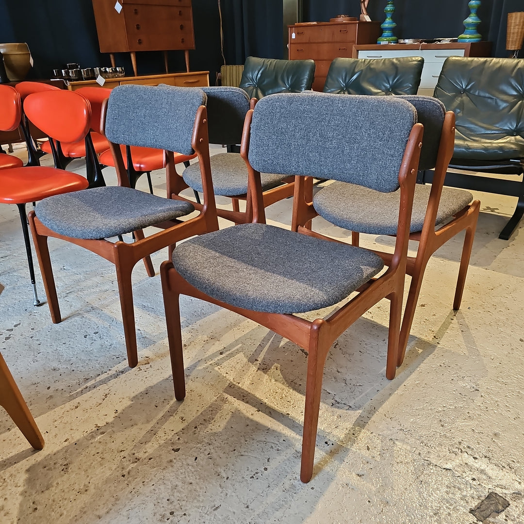 (4) MCM Dining Chairs