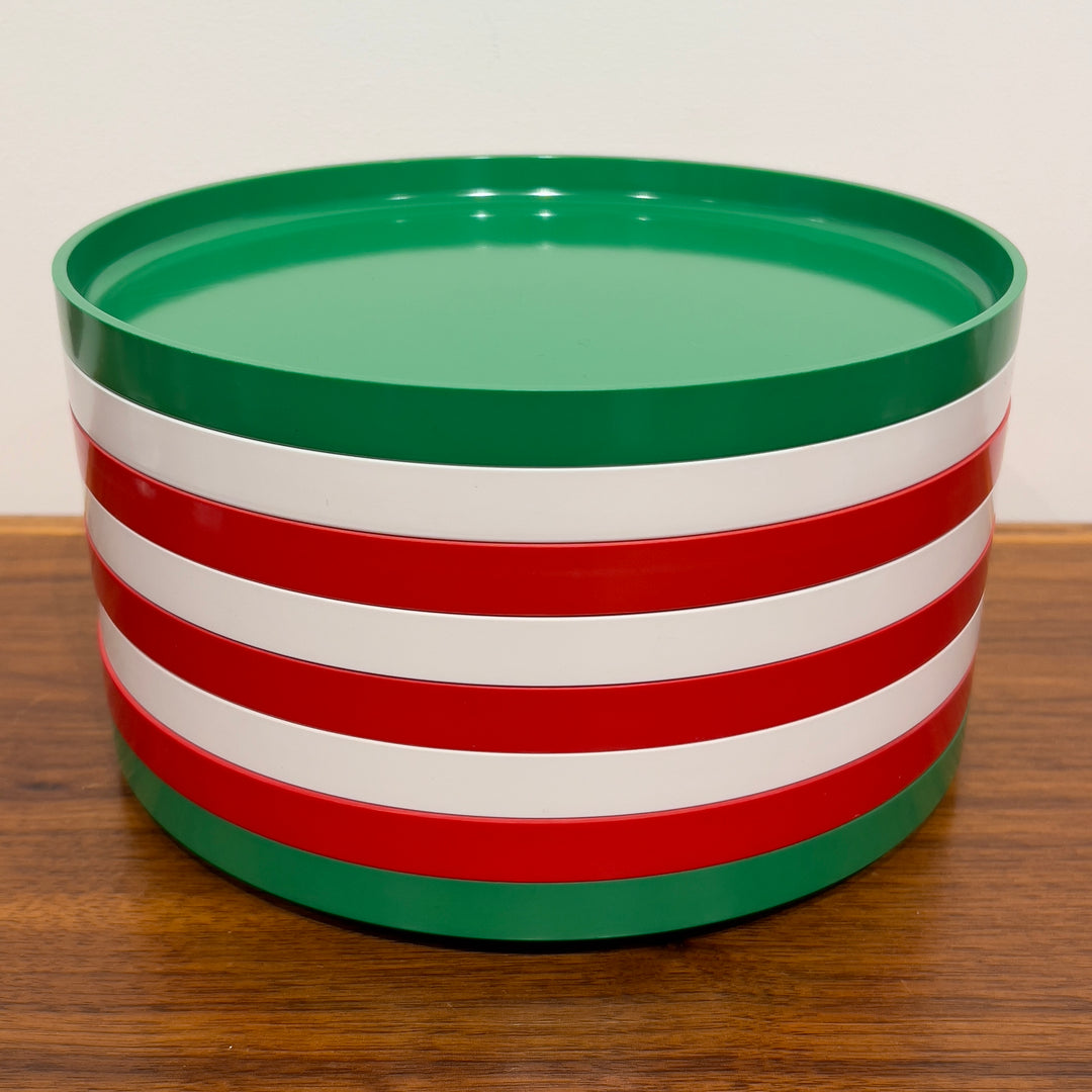 Set of 8 Red White & Green Heller 10” Plates