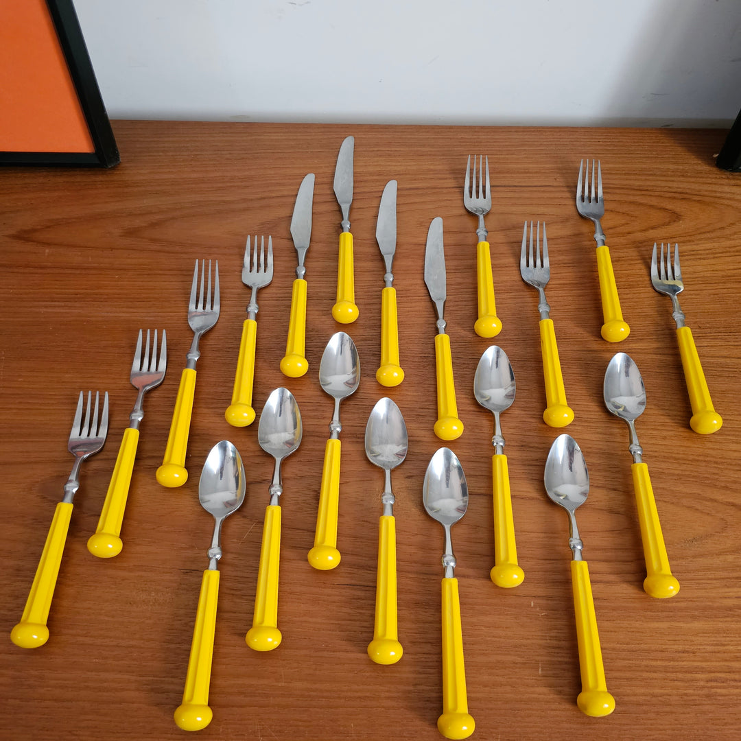 Vintage 20pc Flatware Set by Oxford Hall