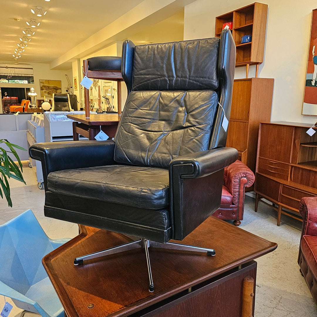 Mid-Century Black Leather Chair