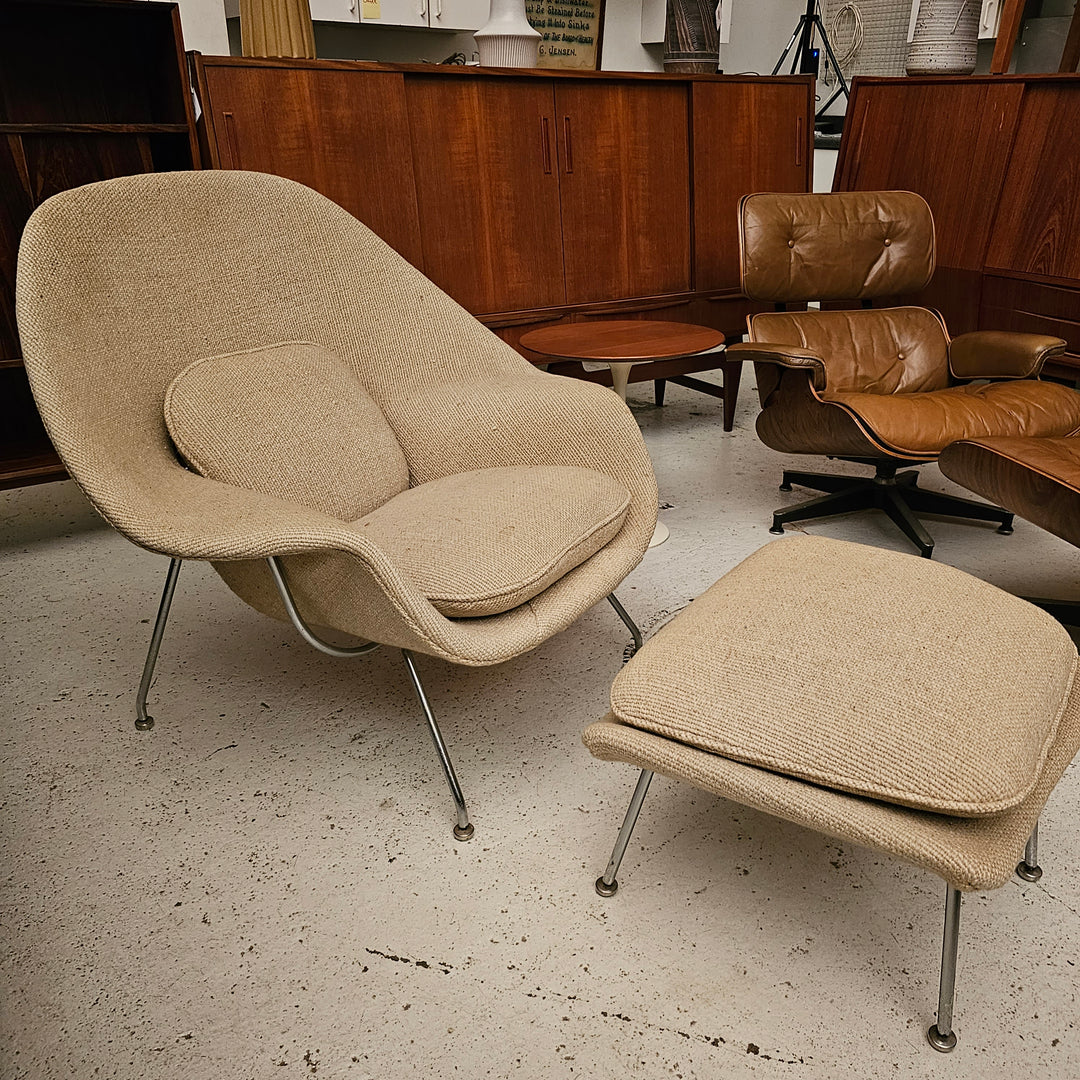 Early Knoll Womb Chair & Ottoman