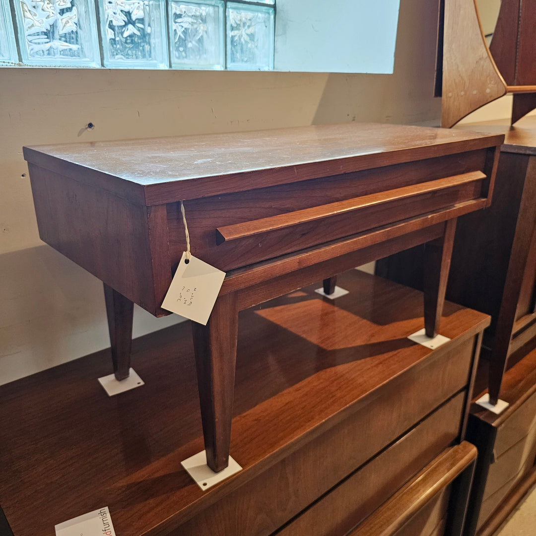 Dixie Nightstand