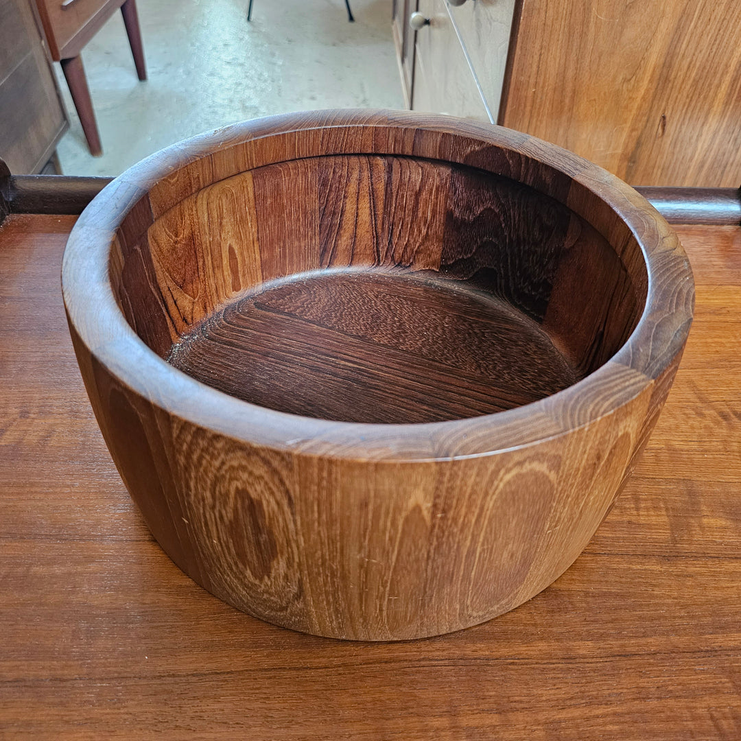 Nissen of Denmark Trak Serving Bowl