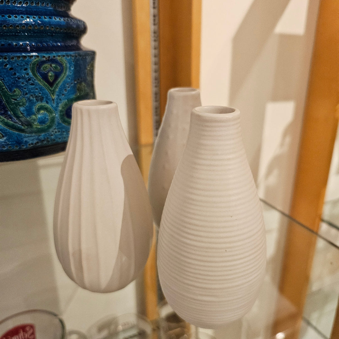 Set Of 3 Vintage White Scandia Vases