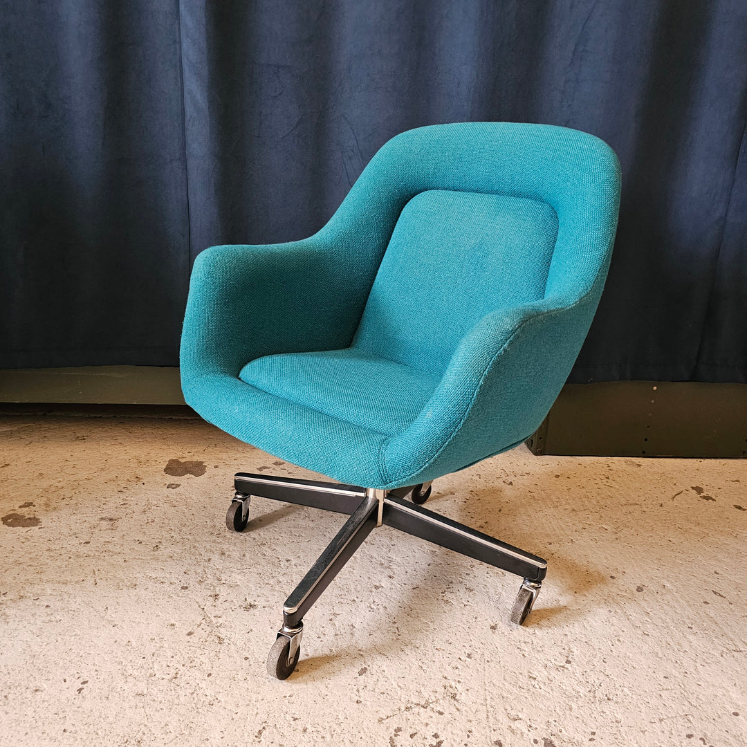 1970's Max Pearson Knoll Style Office Chair