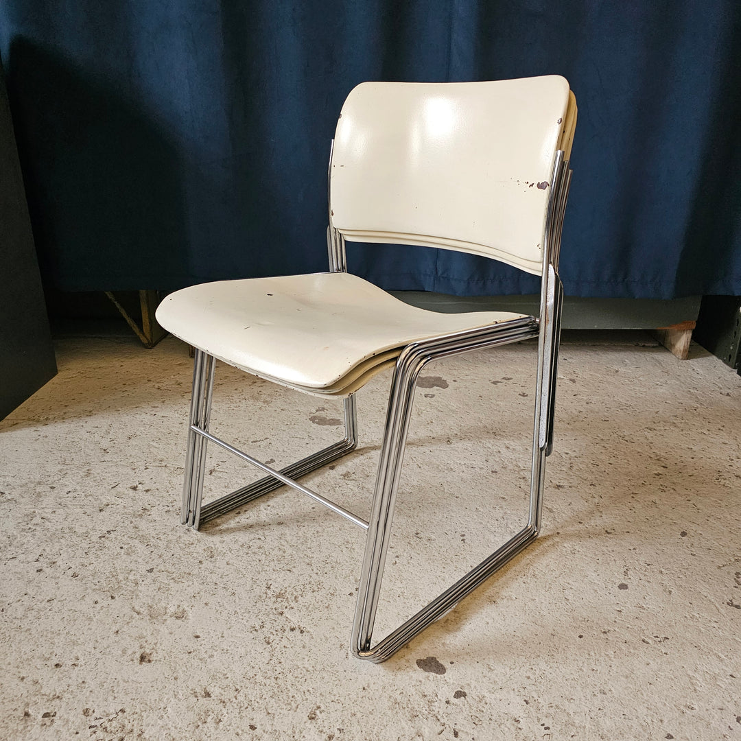 Vintage David Rowland 40/4 Chair in White