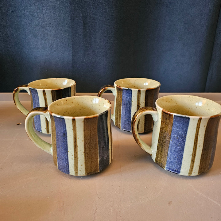Vintage Set of 4 Coffee Mugs