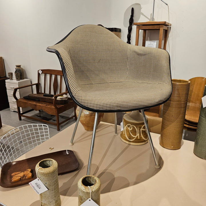 2nd Gen Eames Side Chair