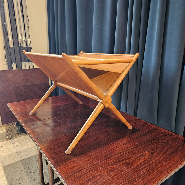 T.H. Robsjohn-Gibbings Widdicomb Magazine Table