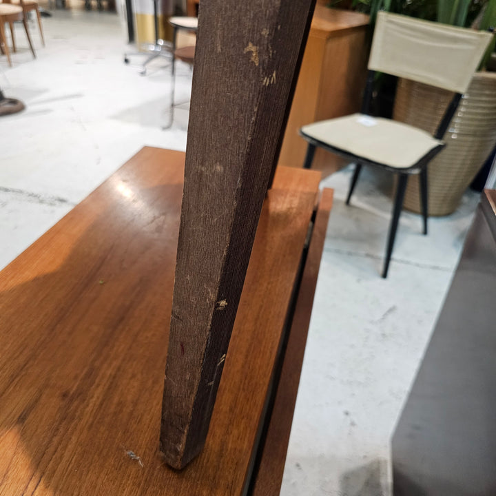 Eero Saarinen Style Side Chair