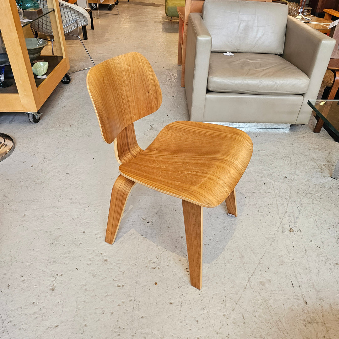 Eames DCW Plywood Chair