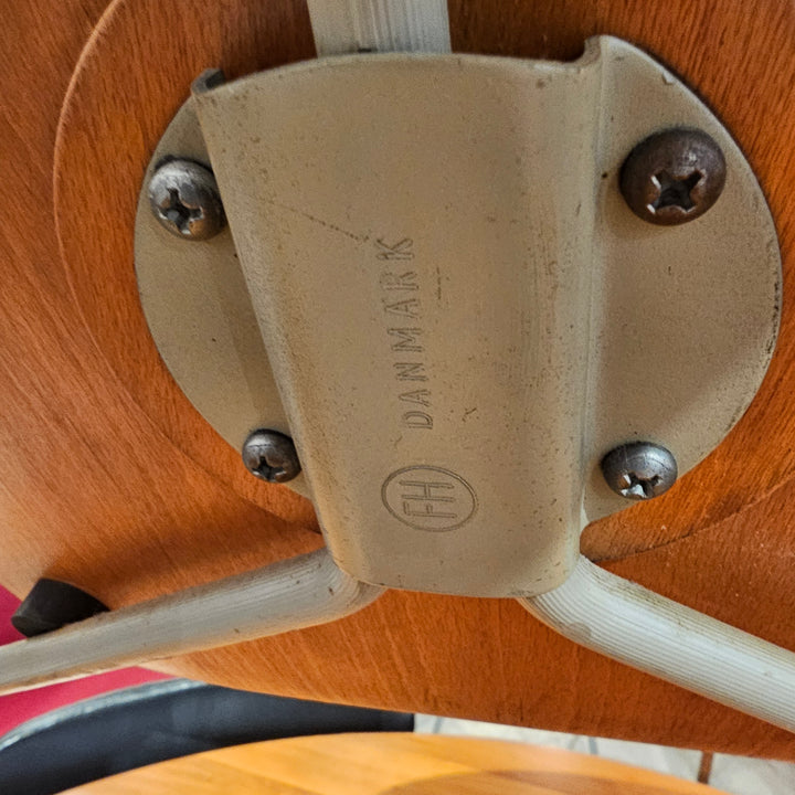 Arne Jacobsen 'Ant' Chair # 3100