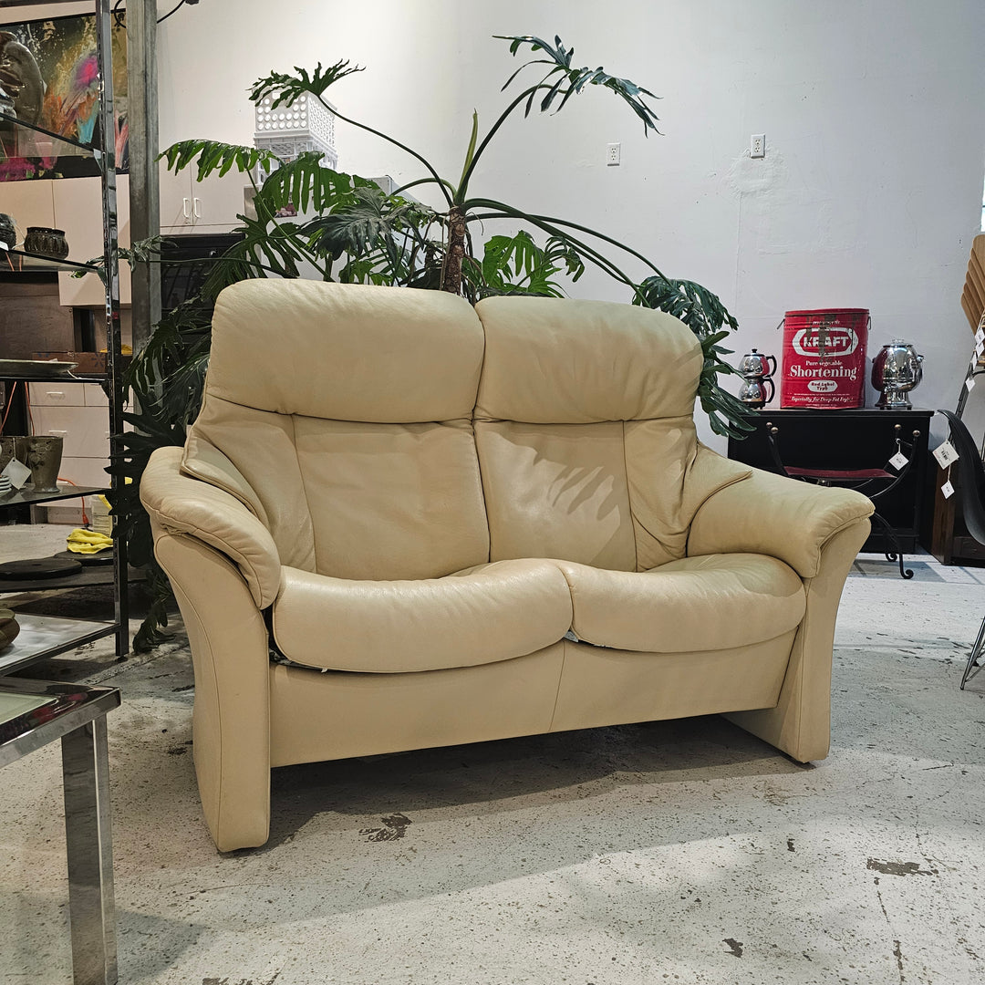 Ekornes Eldorado Leather Reclining Loveseat