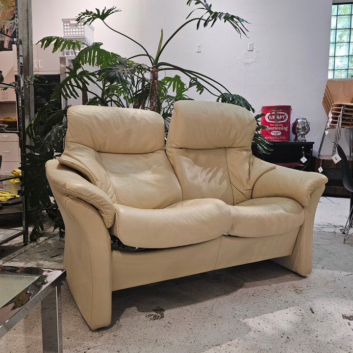 Ekornes Eldorado Leather Reclining Loveseat