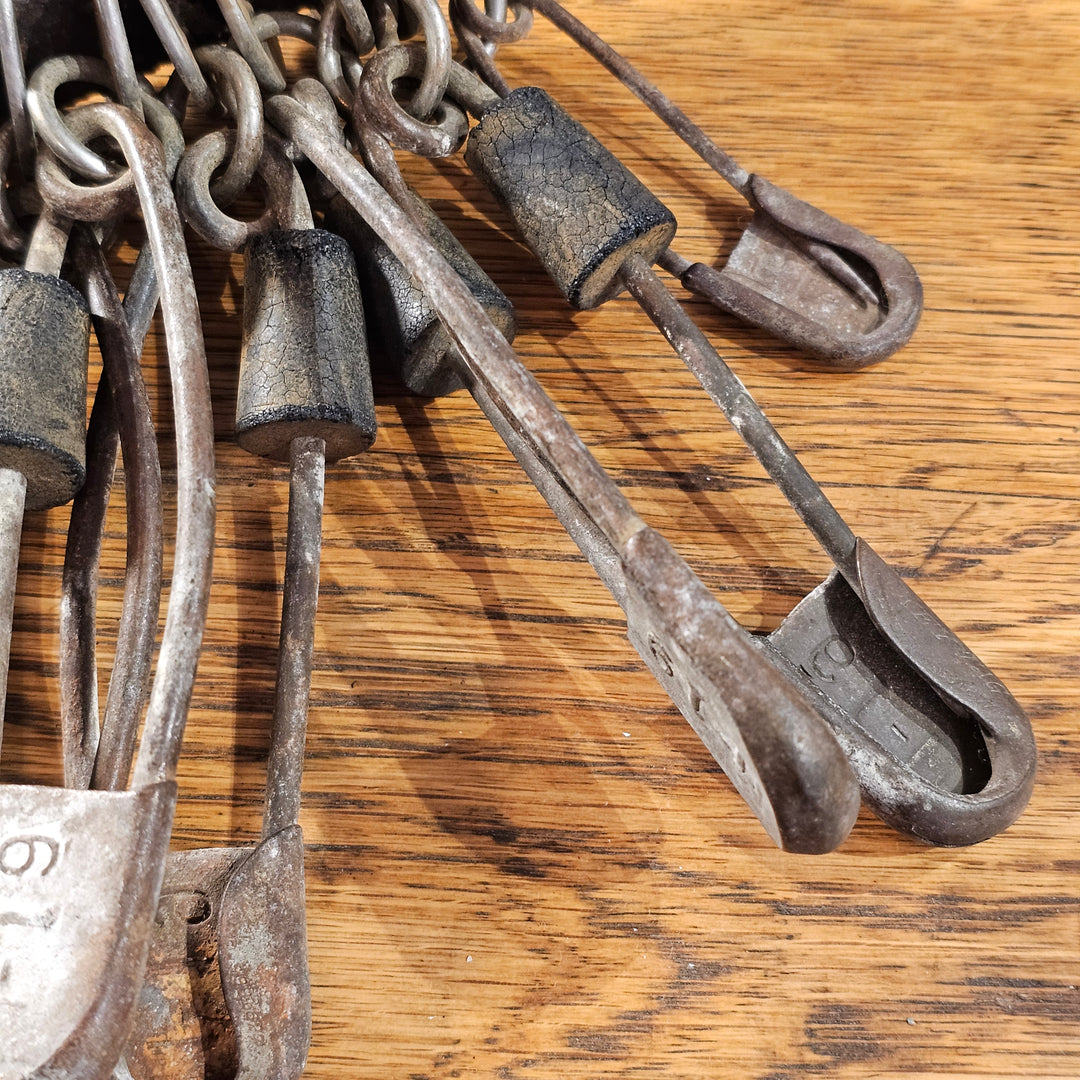 Antique Laundry Pin Set, 1920's