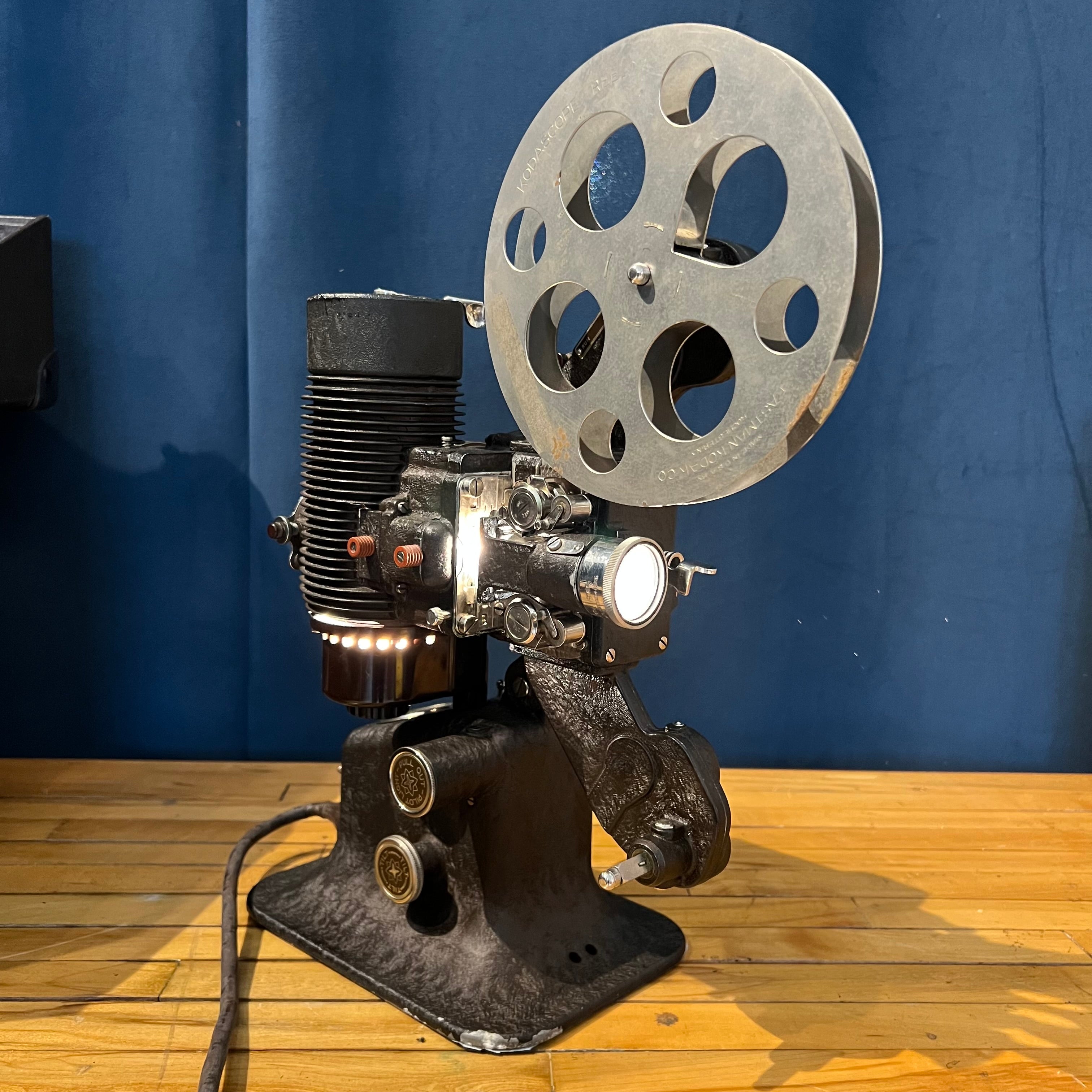 Bell & Howell Filmo 57 16mm Projector w/Case – findfurnish