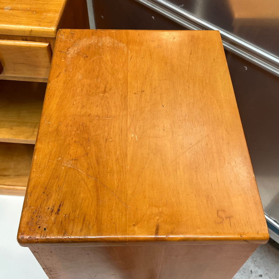 Pair of 1950s-Era Clear Pine Nightstands