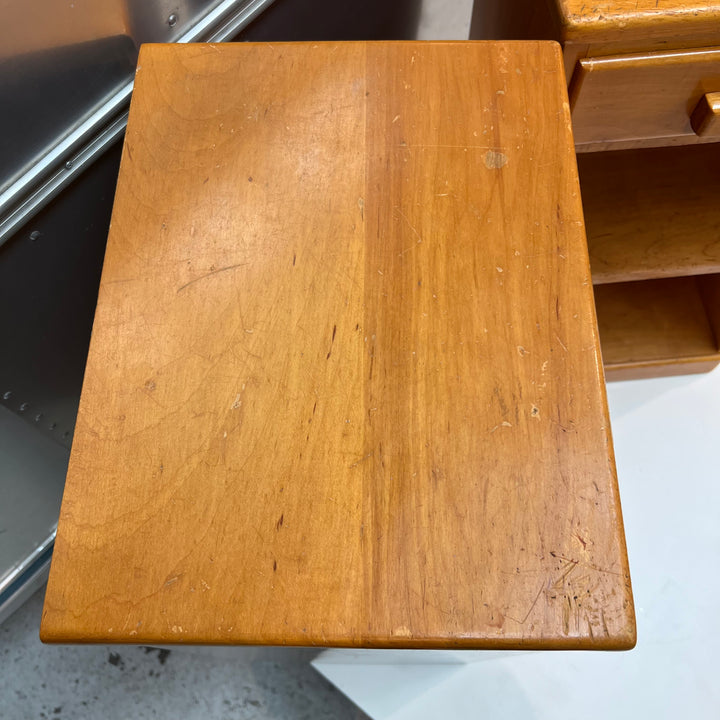 Pair of 1950s-Era Clear Pine Nightstands