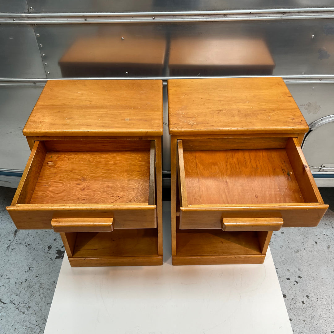 Pair of 1950s-Era Clear Pine Nightstands