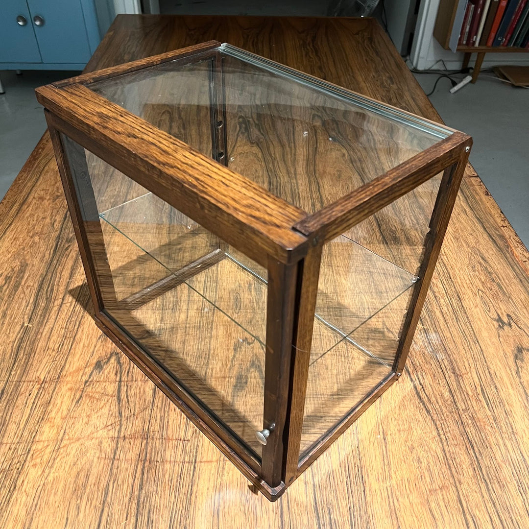 Small Antique Oak Tabletop Display Case w/Shelf