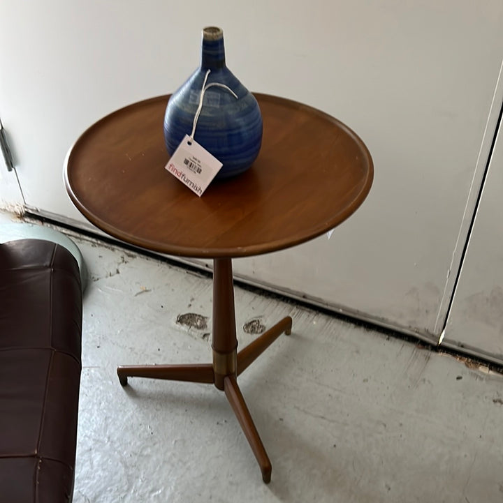 Woodard Side Table