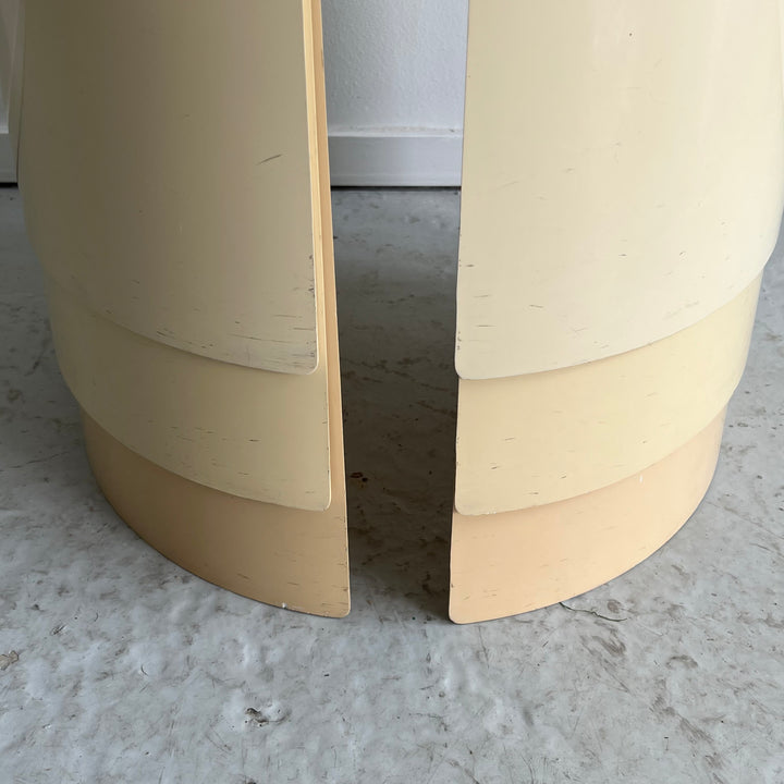 Umbo Stacking Chair