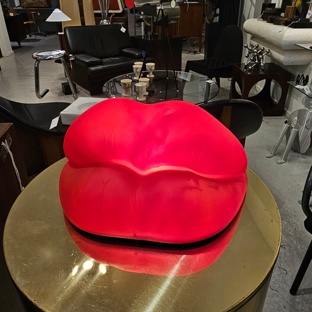 Pop Art Lip Lamp