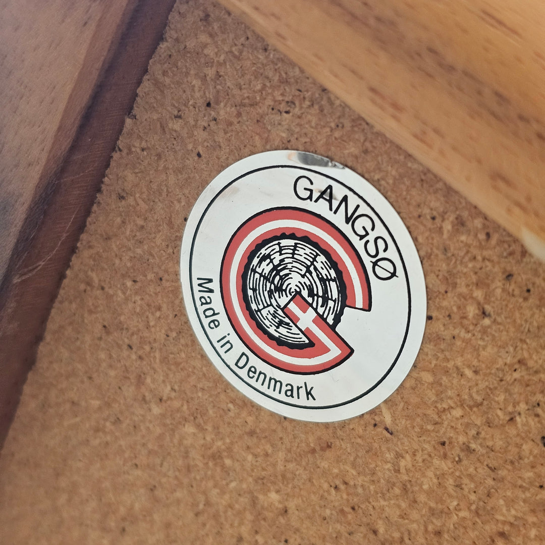 Gangso Mobler Tile Top Corner Side Table