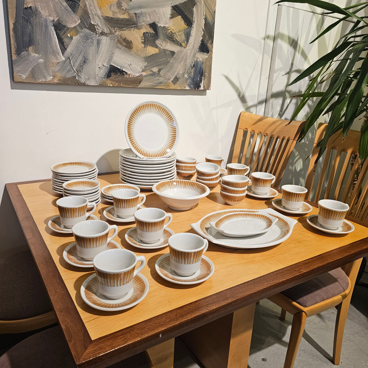 Paul McCobb "Radiant" Restaurant Ware Set
